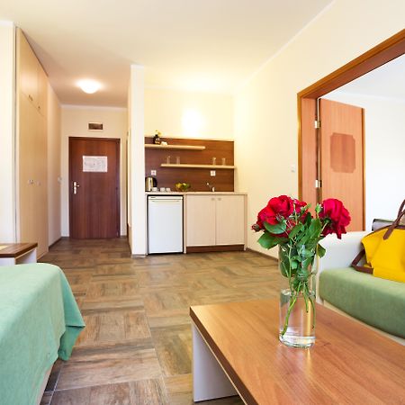 Ljuljak Hotel Zlatni pjasătsi Eksteriør bilde