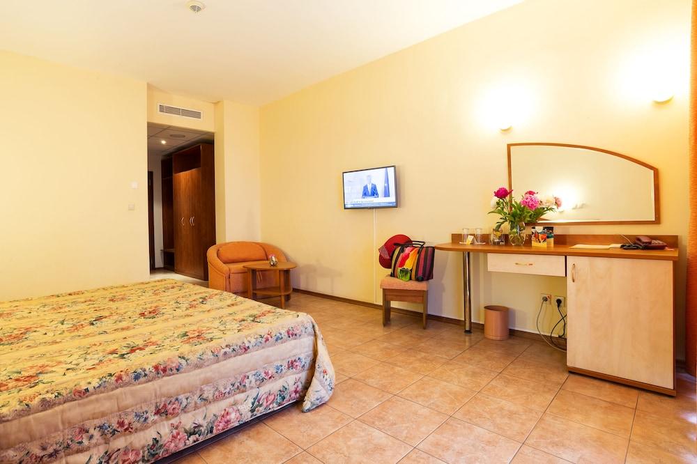 Ljuljak Hotel Zlatni pjasătsi Eksteriør bilde