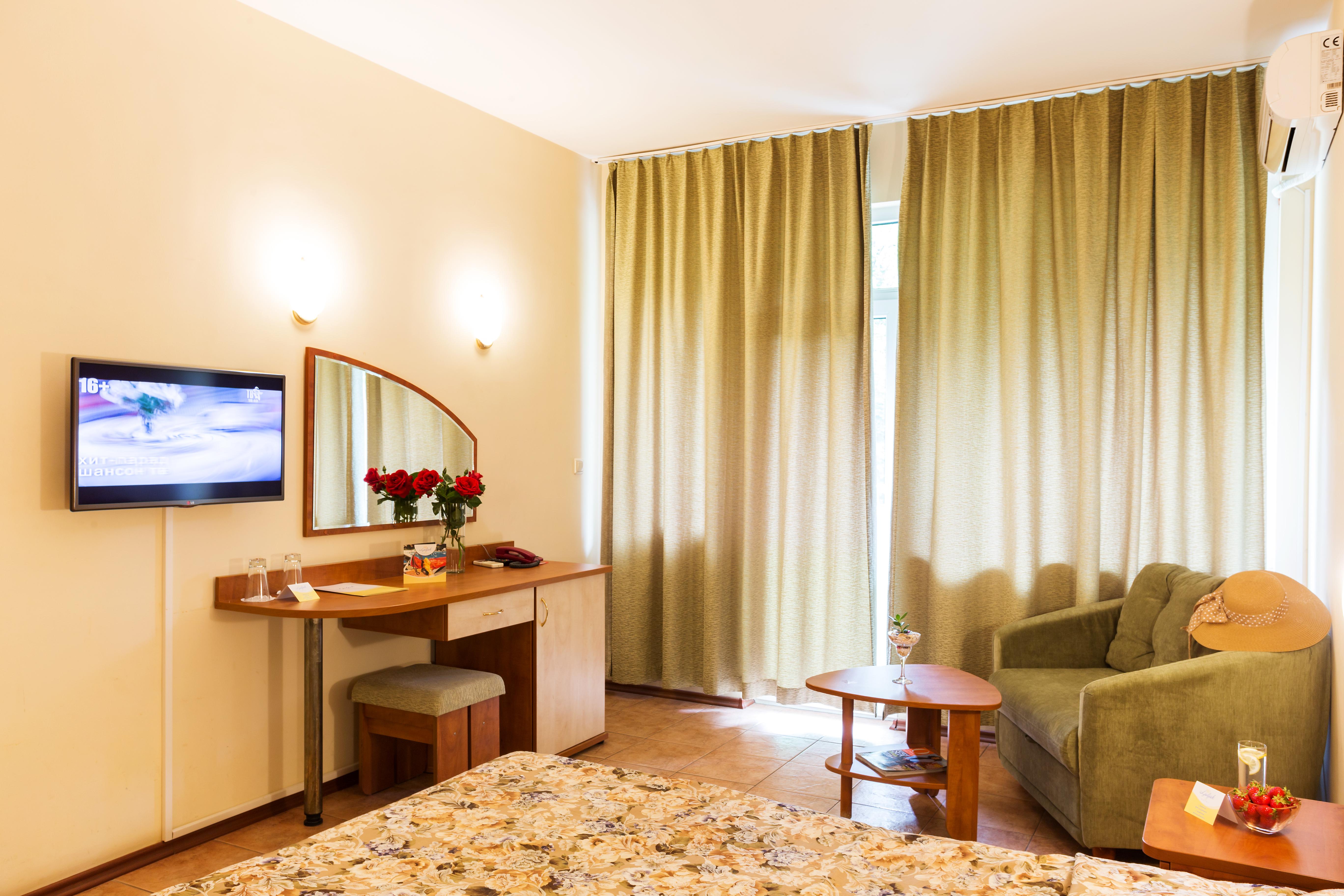 Ljuljak Hotel Zlatni pjasătsi Eksteriør bilde