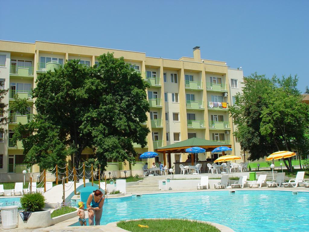 Ljuljak Hotel Zlatni pjasătsi Eksteriør bilde