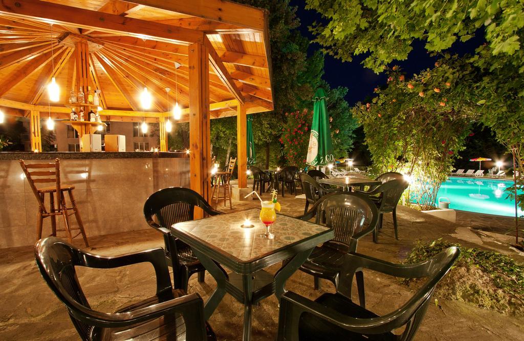 Ljuljak Hotel Zlatni pjasătsi Eksteriør bilde