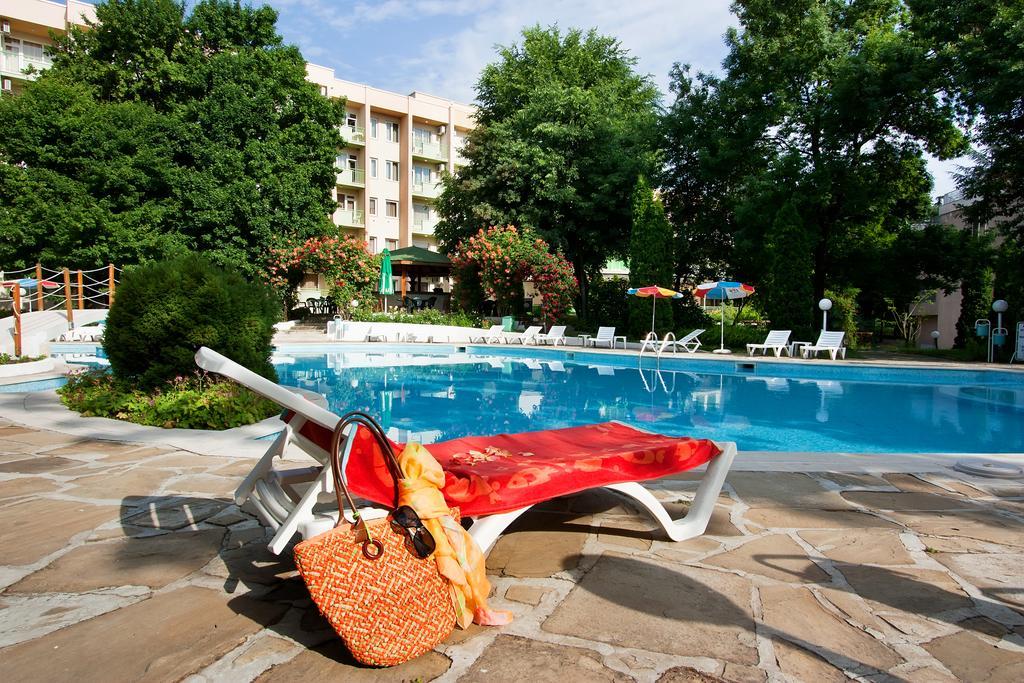 Ljuljak Hotel Zlatni pjasătsi Eksteriør bilde