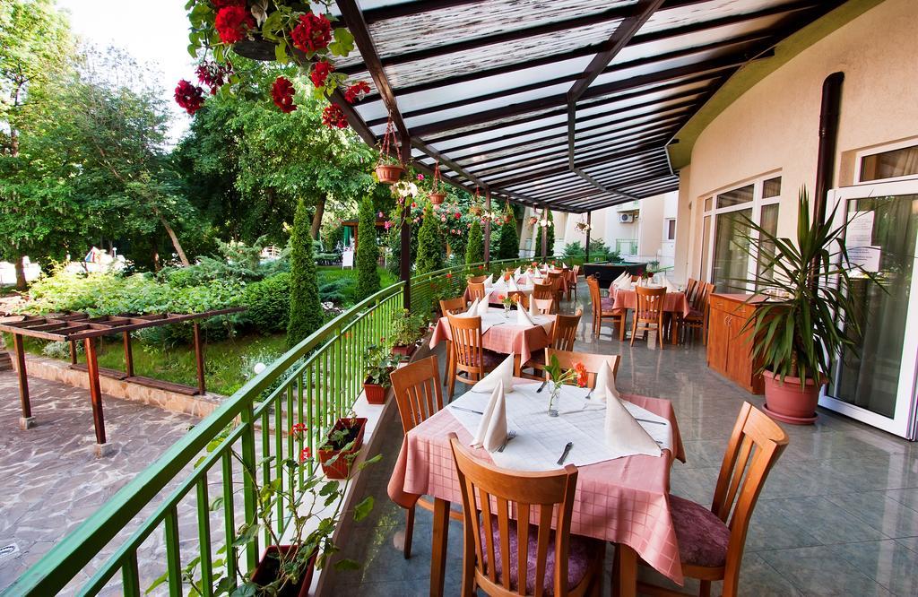 Ljuljak Hotel Zlatni pjasătsi Eksteriør bilde