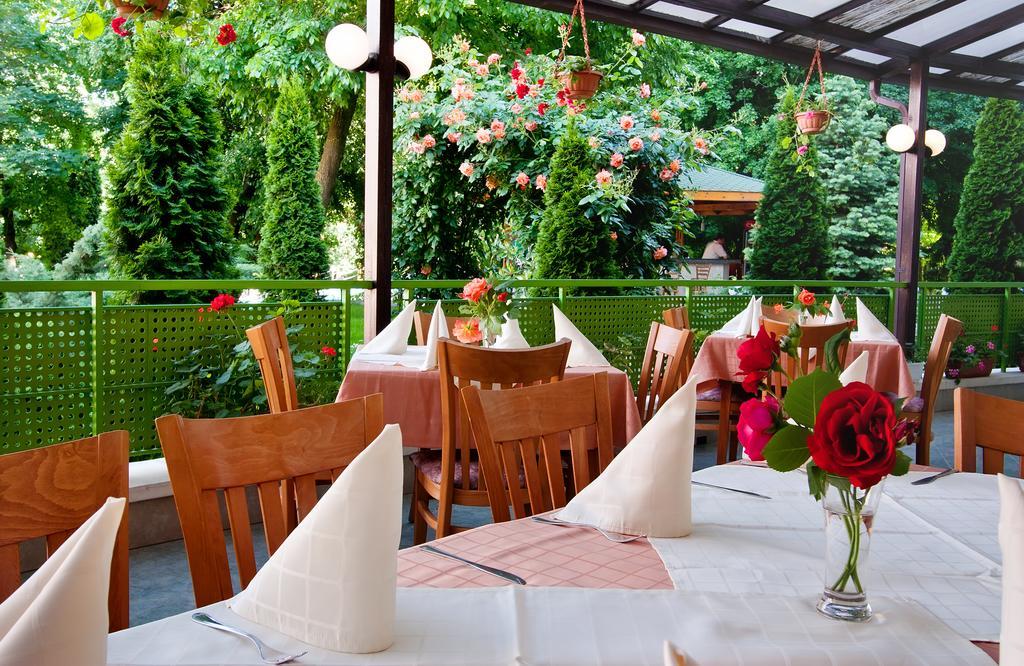 Ljuljak Hotel Zlatni pjasătsi Eksteriør bilde