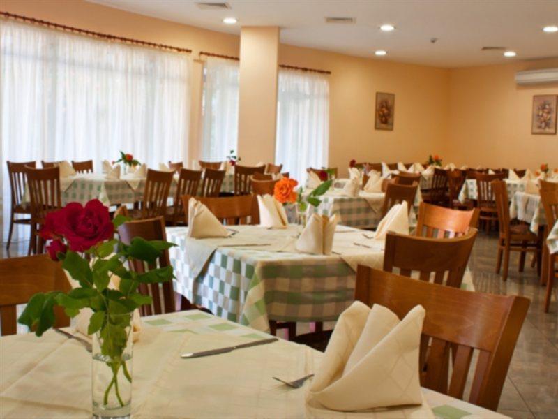 Ljuljak Hotel Zlatni pjasătsi Eksteriør bilde
