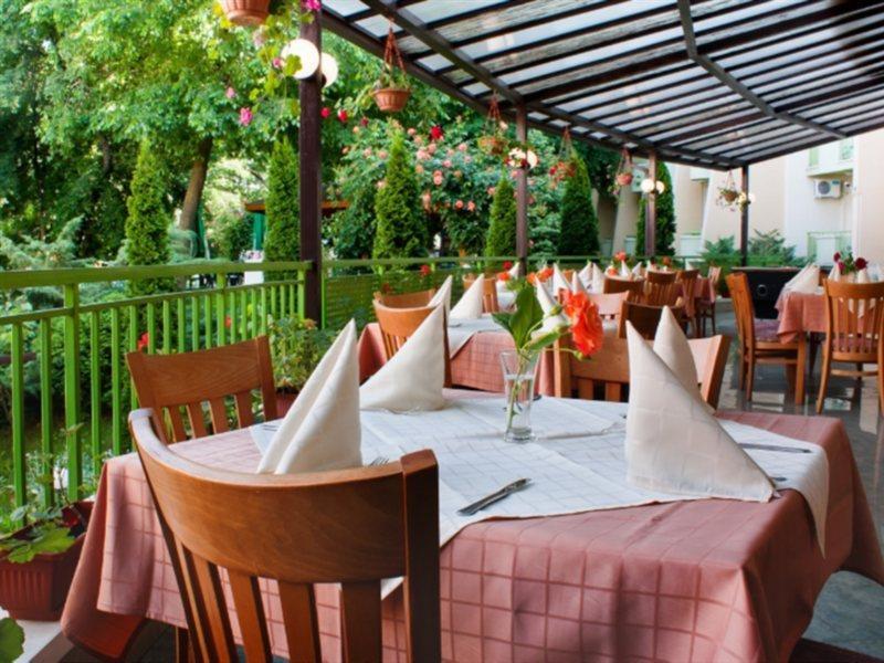 Ljuljak Hotel Zlatni pjasătsi Eksteriør bilde